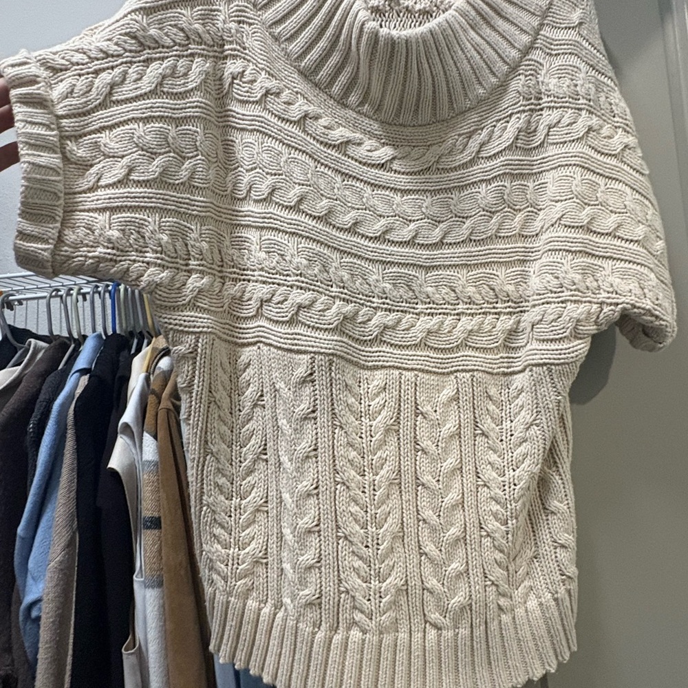 Express Cream Cable Knit Short-Sleeve Turtleneck Sweater Vest
